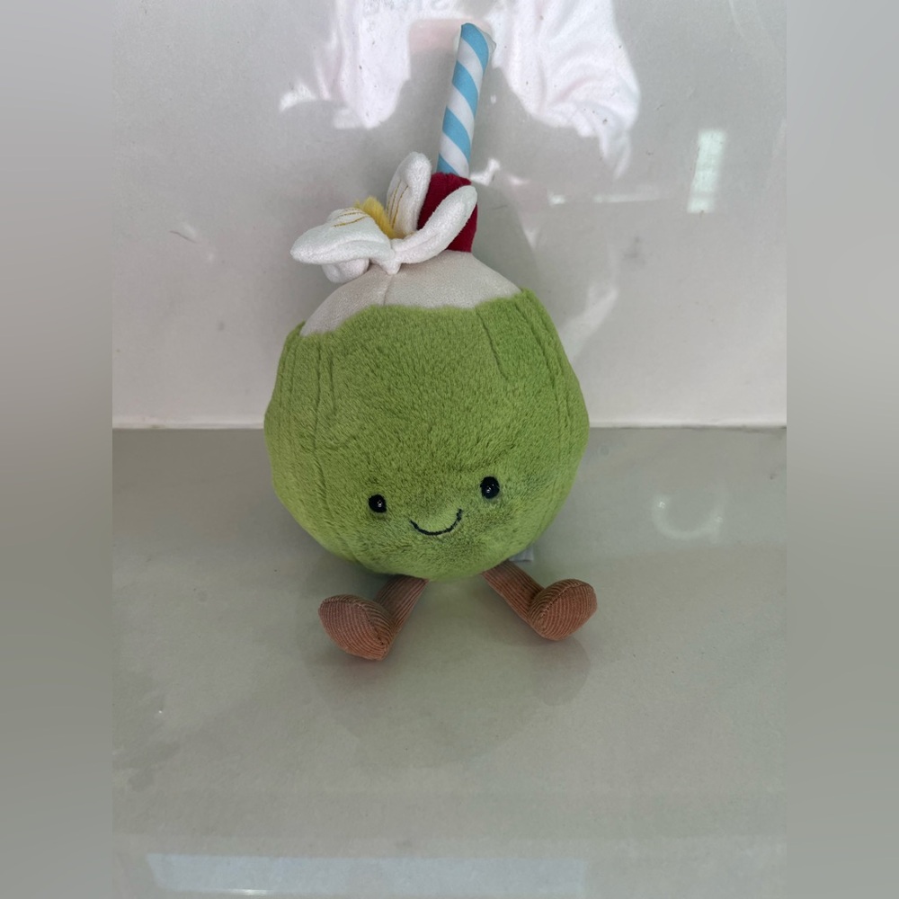 BNWT Jellycat Amuseables Aruba Coconut